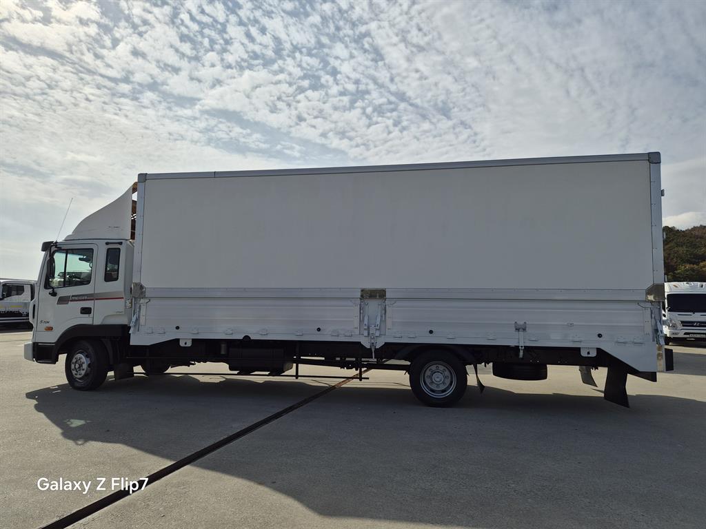 현대 메가트럭 단바리 윙바디 5톤 수동 6