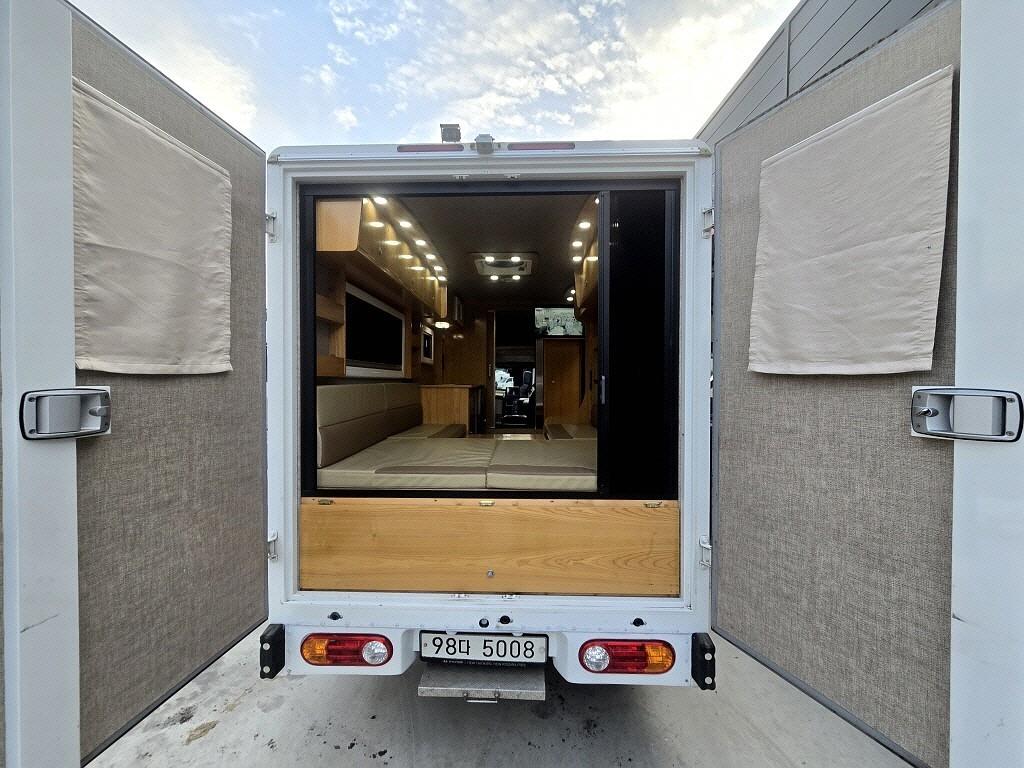 현대 포터2 캠핑트럭 18