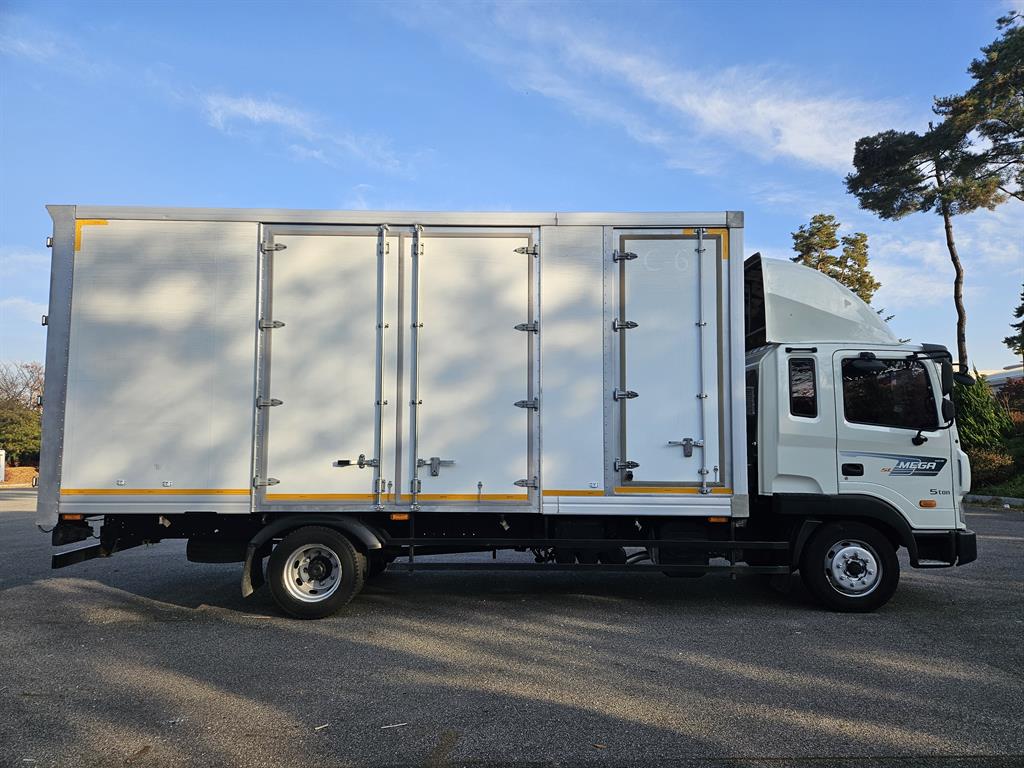 현대 메가트럭 단바리 표준탑 4.5톤 수동 4