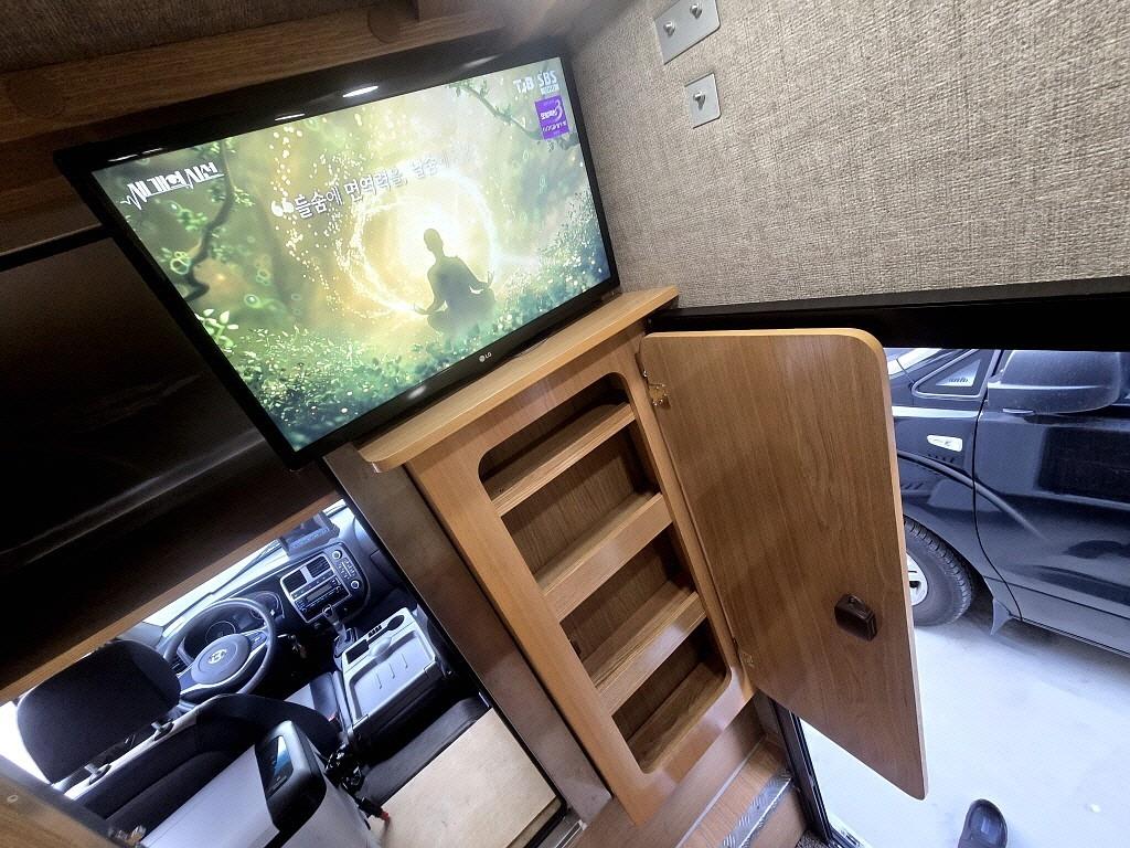 현대 포터2 캠핑트럭 17