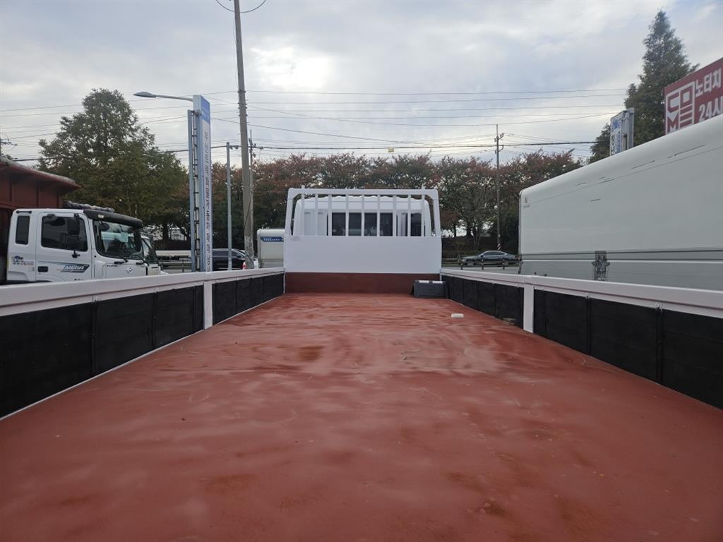 현대 메가트럭 카고 7.5톤 수동 7