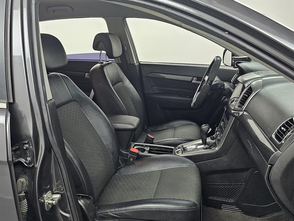 Chevrolet Captiva 2.0 2WD LT Premium 9