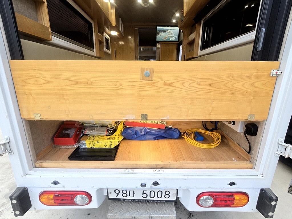 현대 포터2 캠핑트럭 19