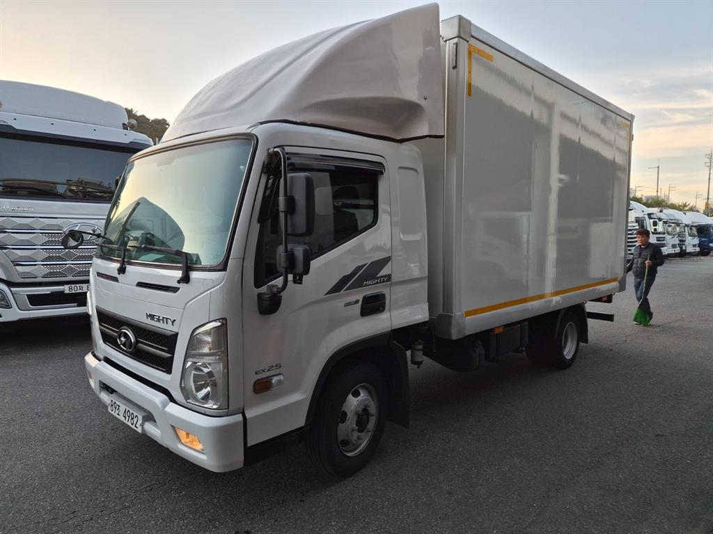 현대 올뉴마이티 2.5톤 표준탑 2