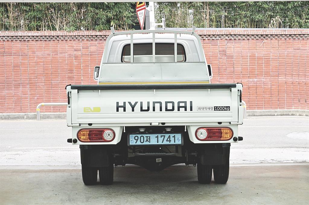 현대 포터2 1톤 카고 전기 3