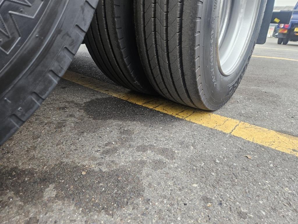 현대 메가트럭 카고 7.5톤 수동 13