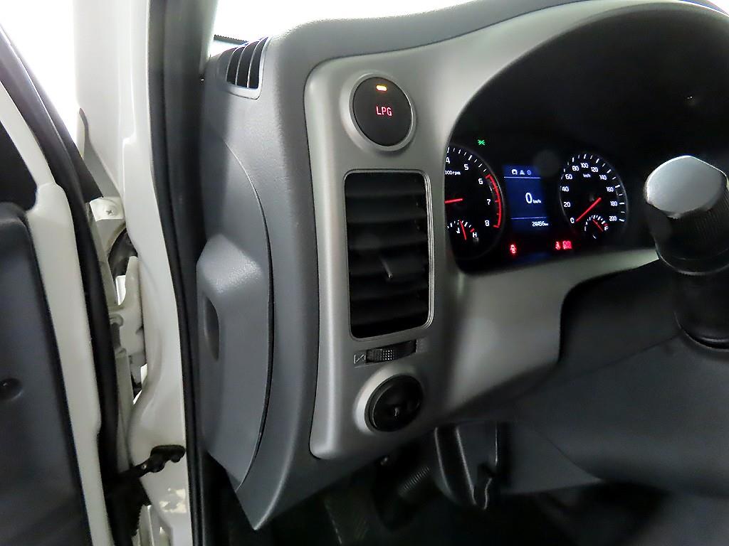 기아 봉고3 1톤 냉동탑 LPG 10