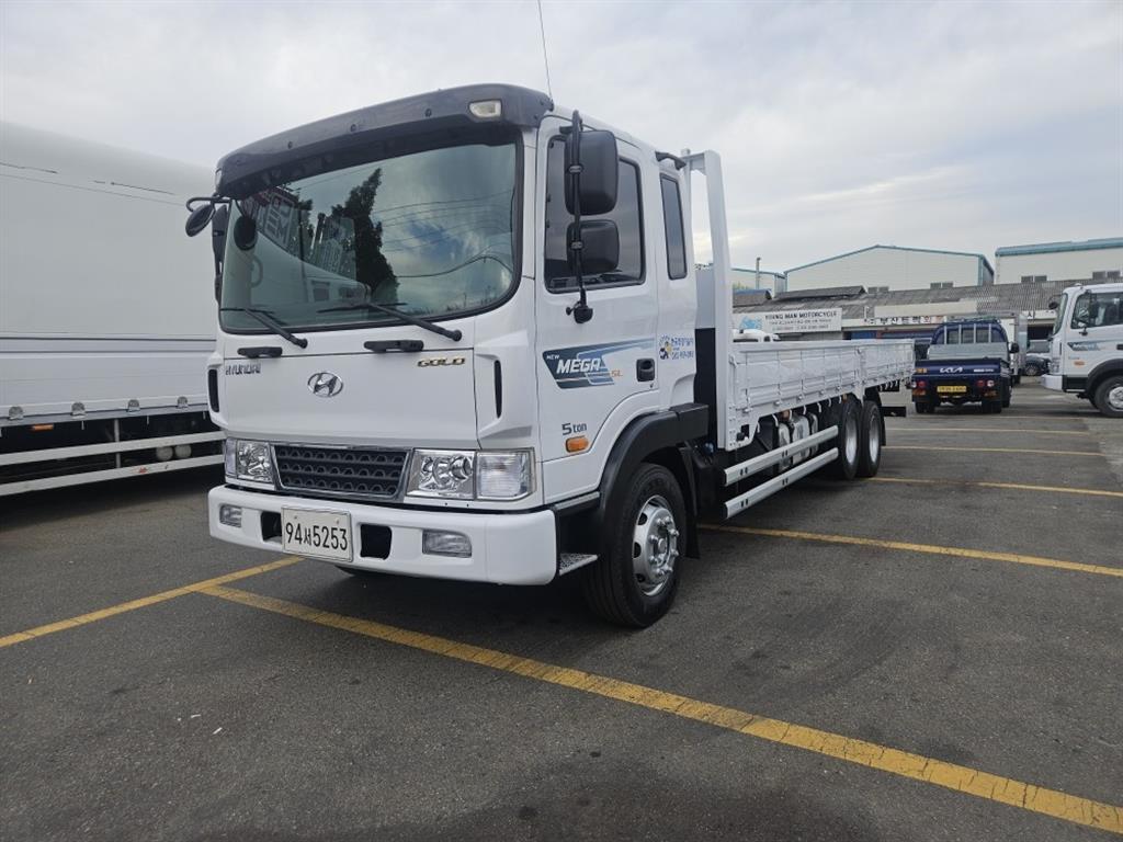 현대 메가트럭 카고 7.5톤 수동