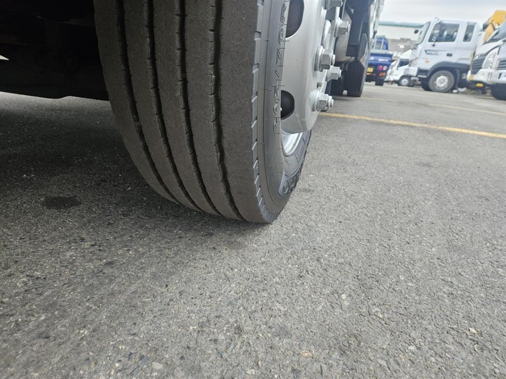 현대 메가트럭 카고 7.5톤 수동 12