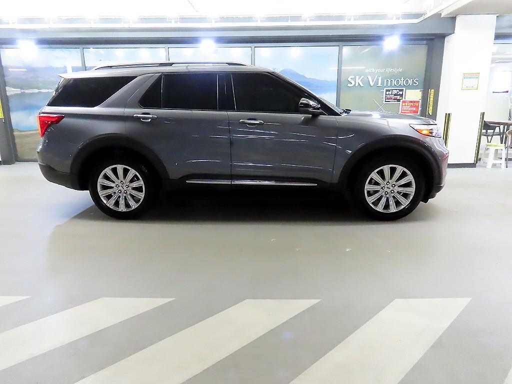 Ford Explorer 2.3 AWD Limited 4