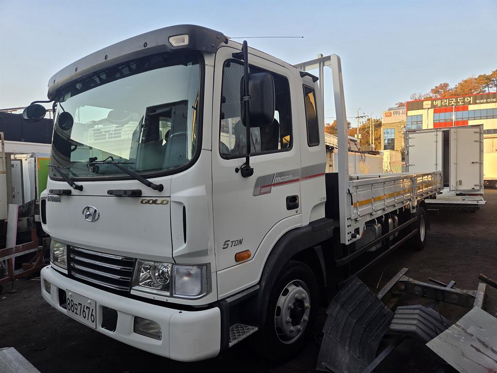 현대 메가트럭 단바리 카고 5톤 수동