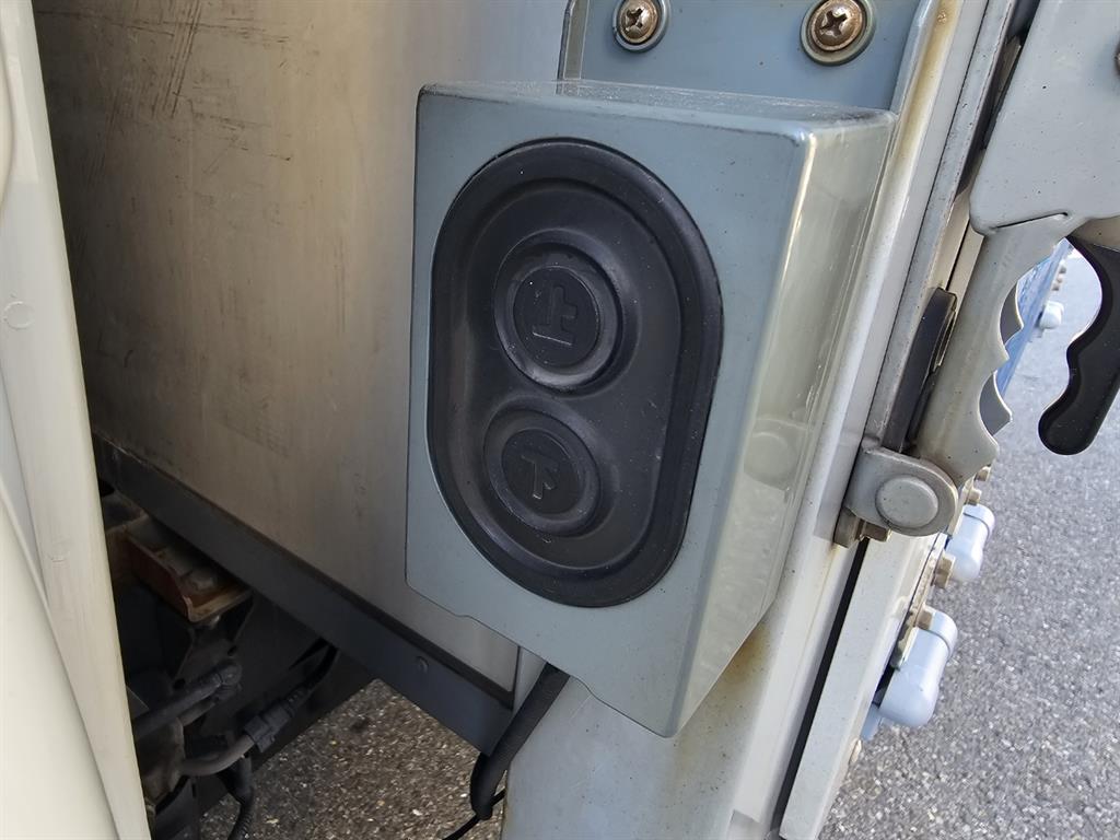 기아 봉고3 1.2톤 윙바디 16