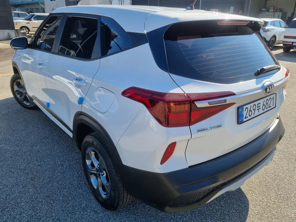 Kia Seltos Gasoline 1.6 Turbo 2WD Trendy 5