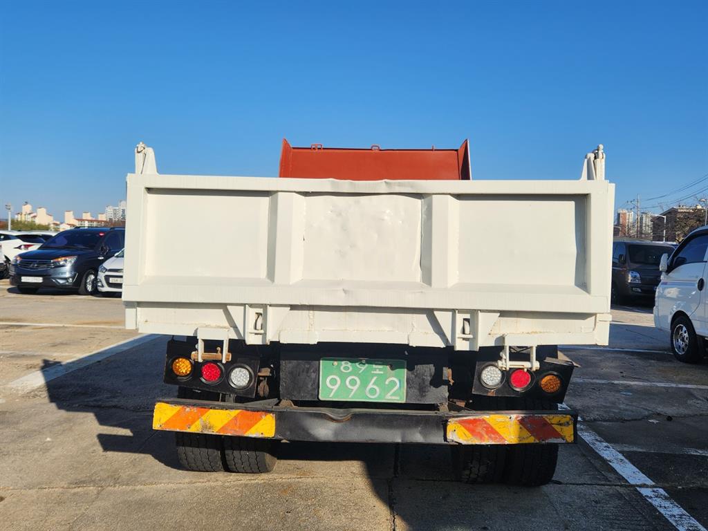 현대 메가트럭 화물덤프 5톤 4