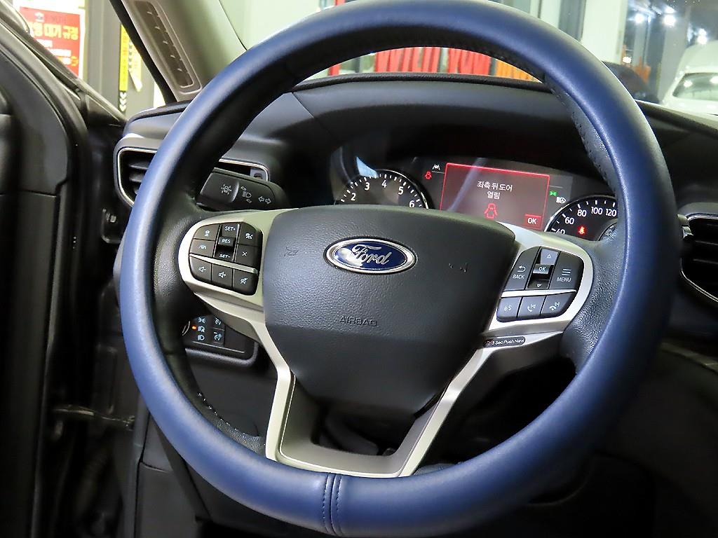 Ford Explorer 2.3 AWD Limited 9