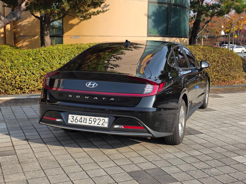 Hyundai Sonata 2.0 Smart 4