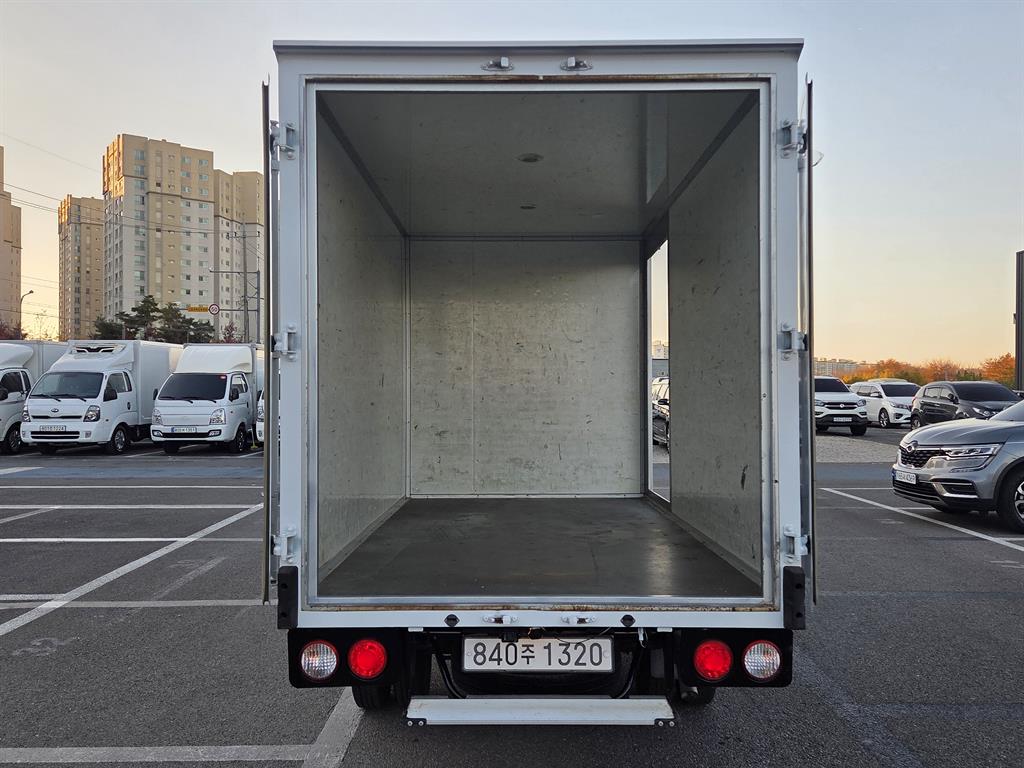 기아 봉고3 1톤 표준탑 4