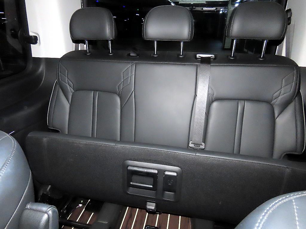 Hyundai Staria 2WD Diesel Lounge Inspiration 9