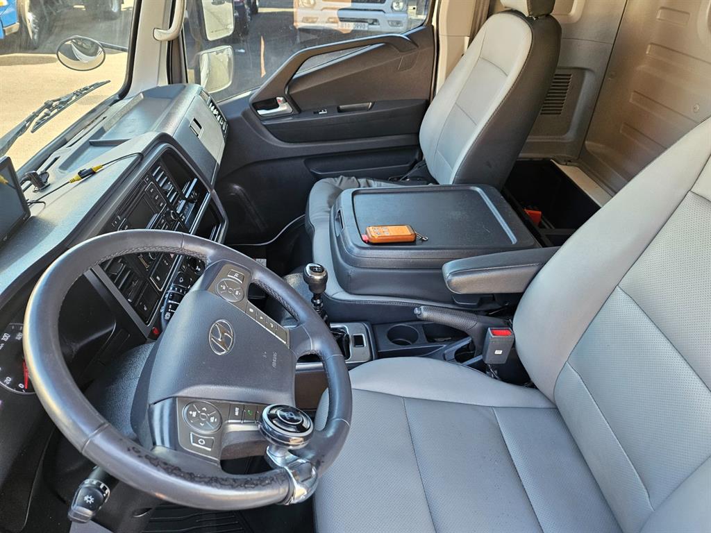 현대 올뉴마이티 2.5톤 익스하이탑 13