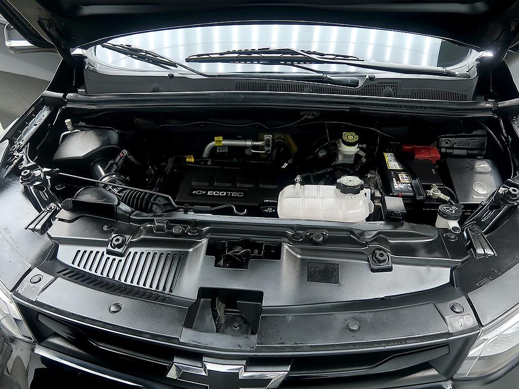 Chevrolet Trax Gasoline 1.4 Redline Core 9