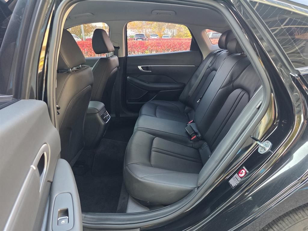 Hyundai Sonata 2.0 Smart 9