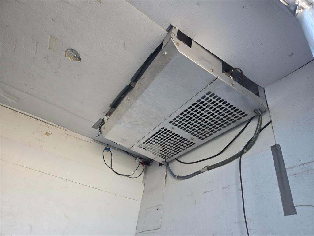 기아 봉고3 1톤 냉동탑 9