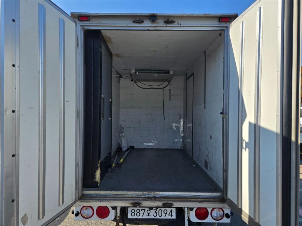 기아 봉고3 1톤 냉동탑 7