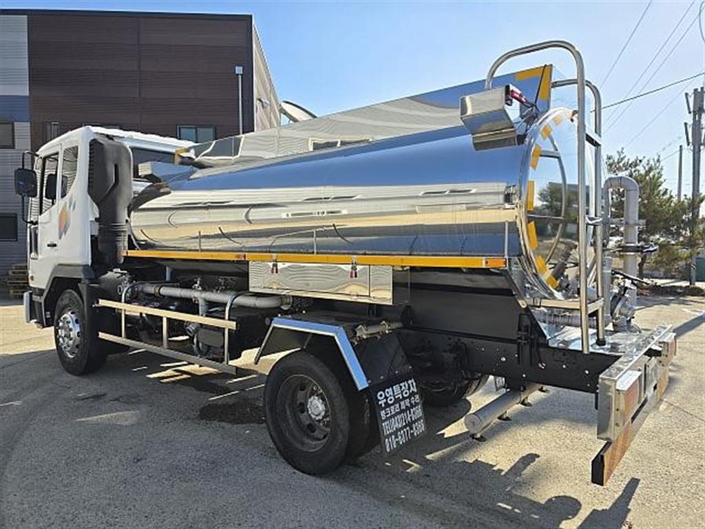 타타대우 살수차 노부스 수동 3