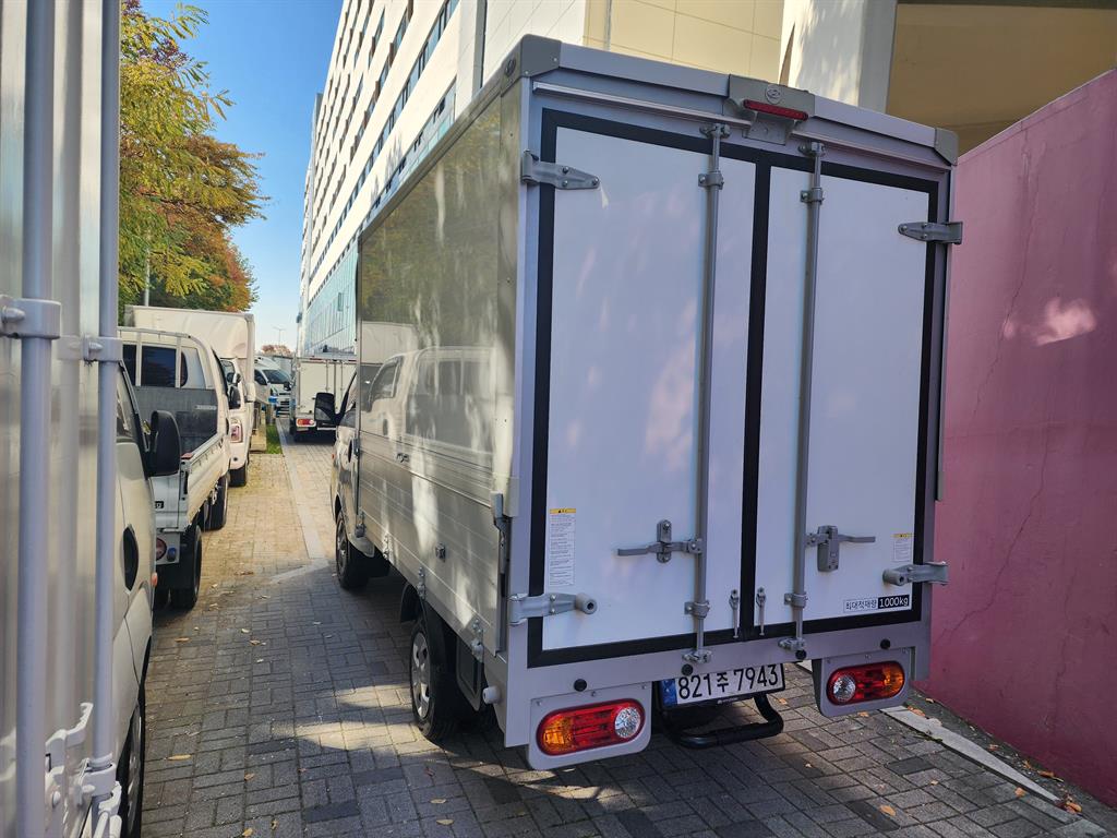 현대 포터2 1톤 윙바디 LPG 4