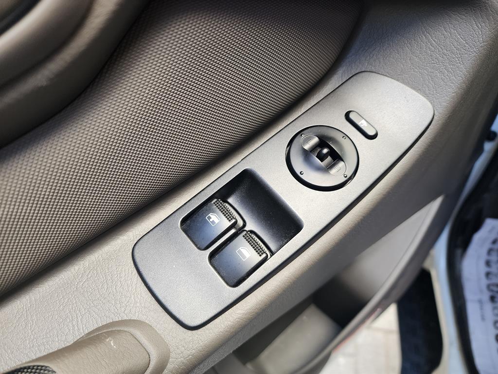 현대 포터2 1톤 윙바디 LPG 11