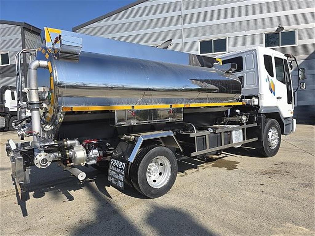 타타대우 살수차 노부스 수동 5