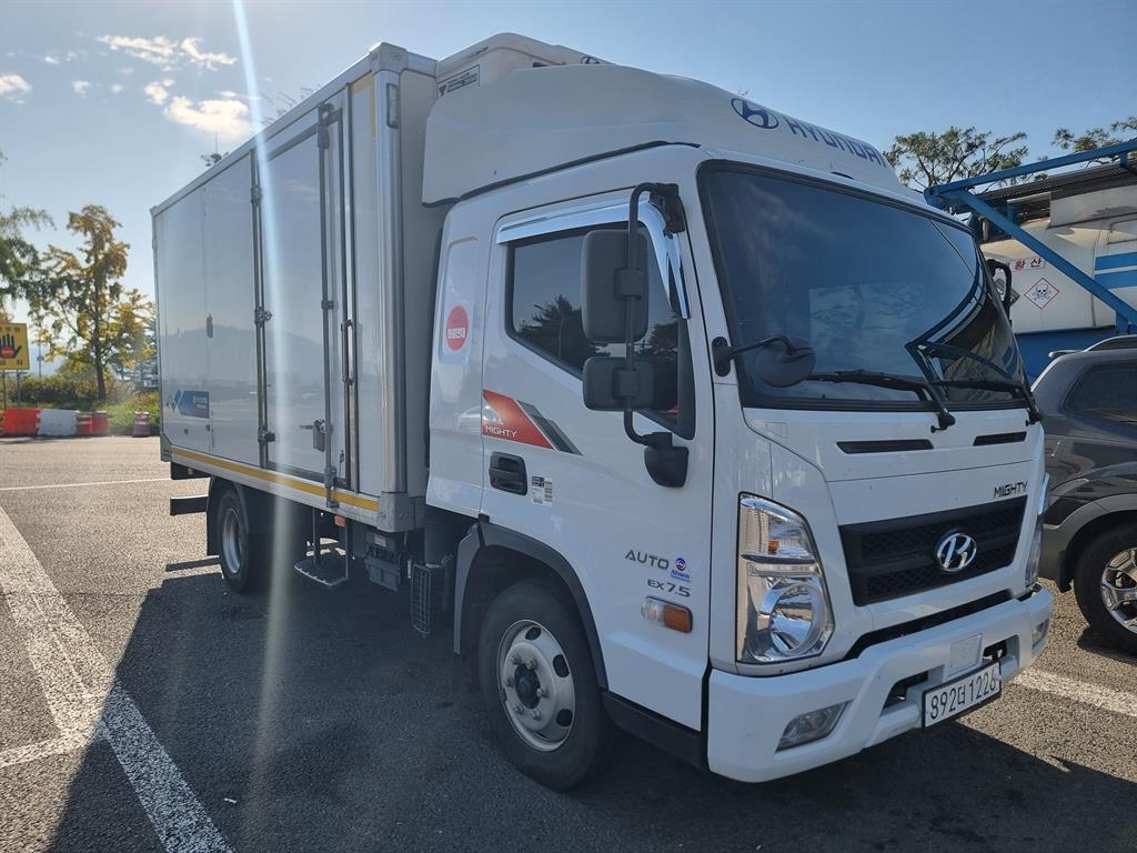 현대 올뉴마이티 2.5톤 냉동탑 투냉 2