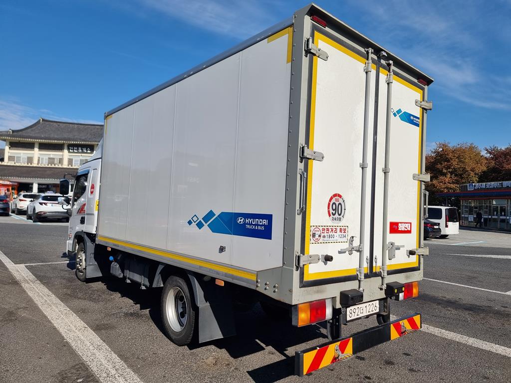 현대 올뉴마이티 2.5톤 냉동탑 투냉 5