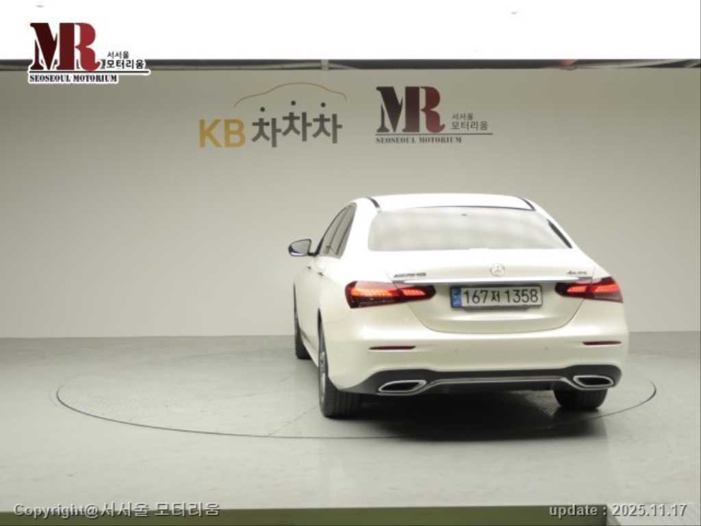 Mercedes-Benz E-Class E250 AMG Line 3