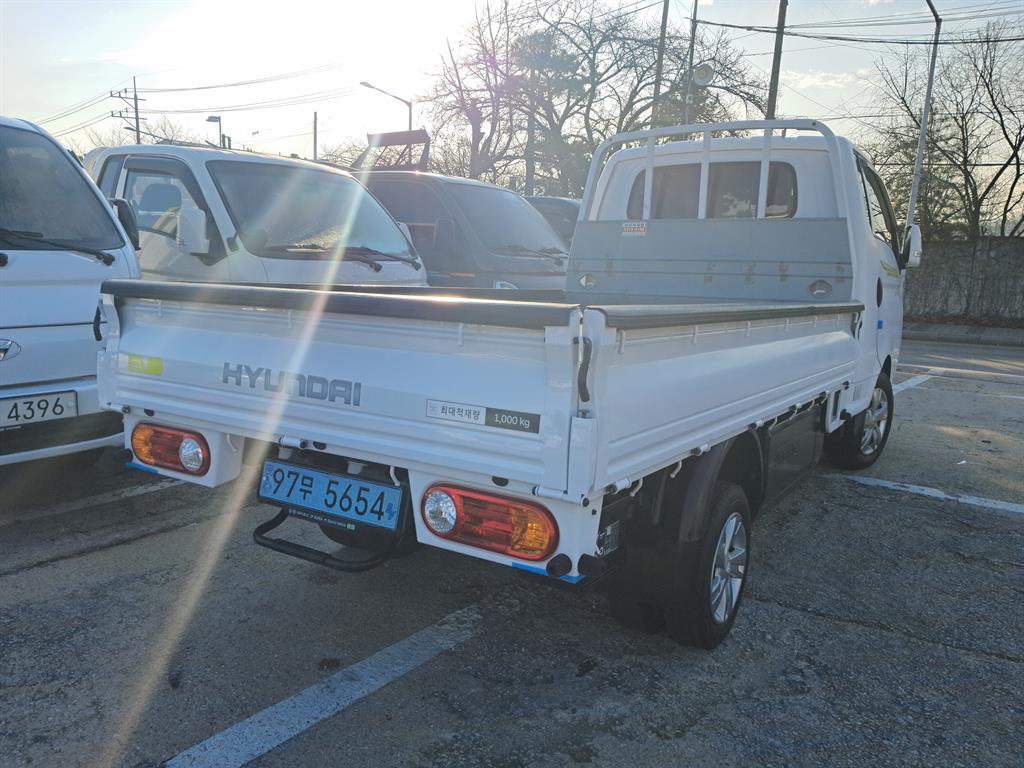 현대 포터2 1톤 카고 전기 2