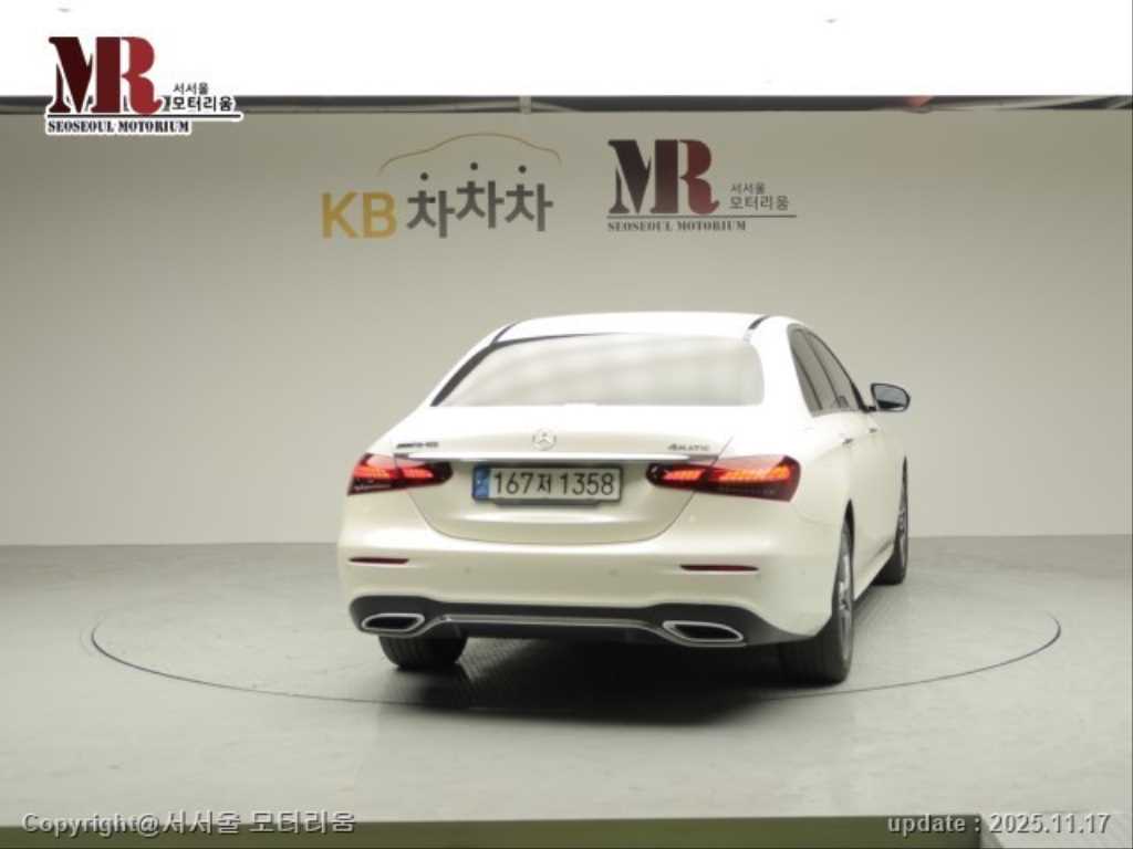 Mercedes-Benz E-Class E250 AMG Line 4