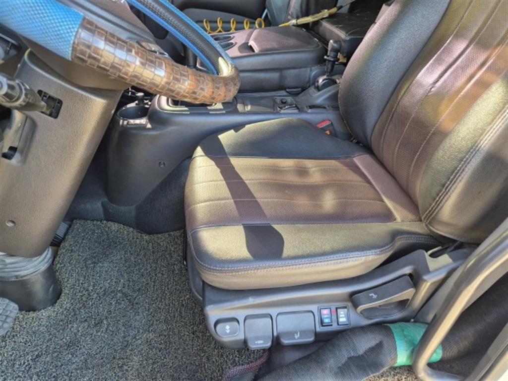 현대 메가트럭 카고 4.5톤 수동 9