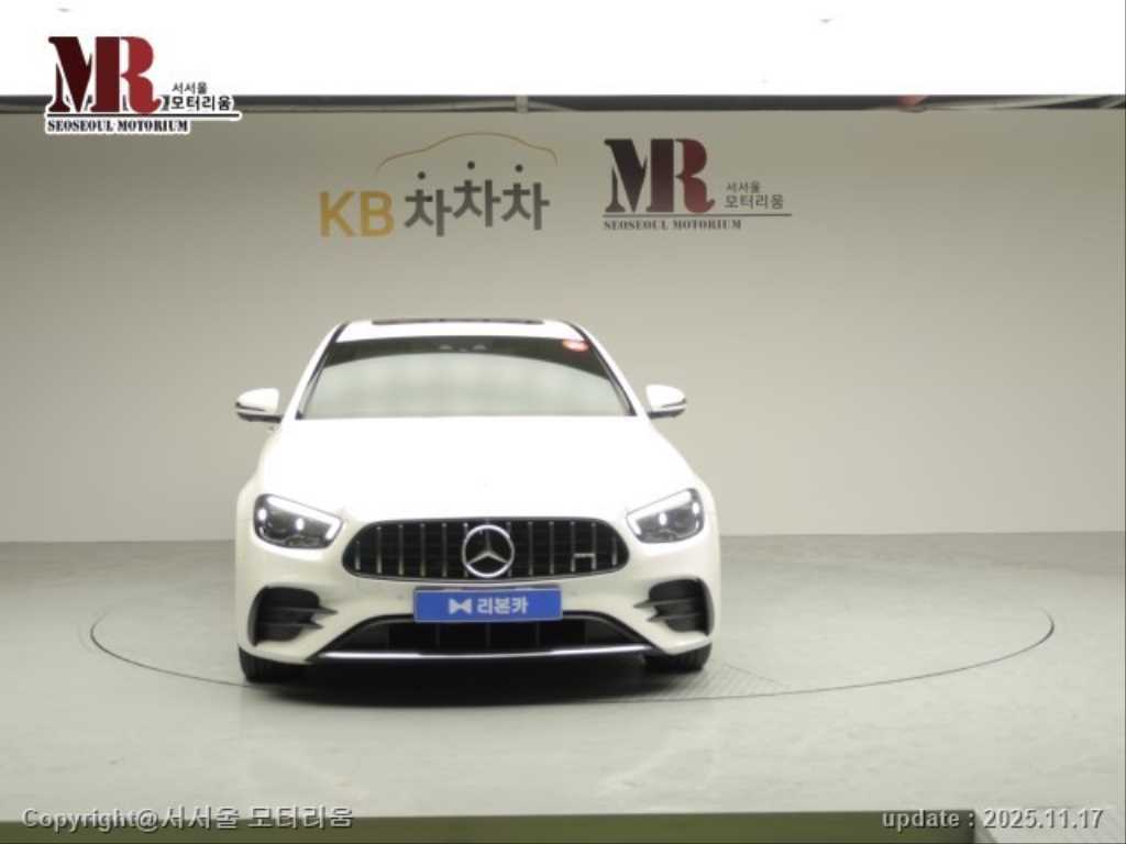 Mercedes-Benz E-Class E250 AMG Line 5