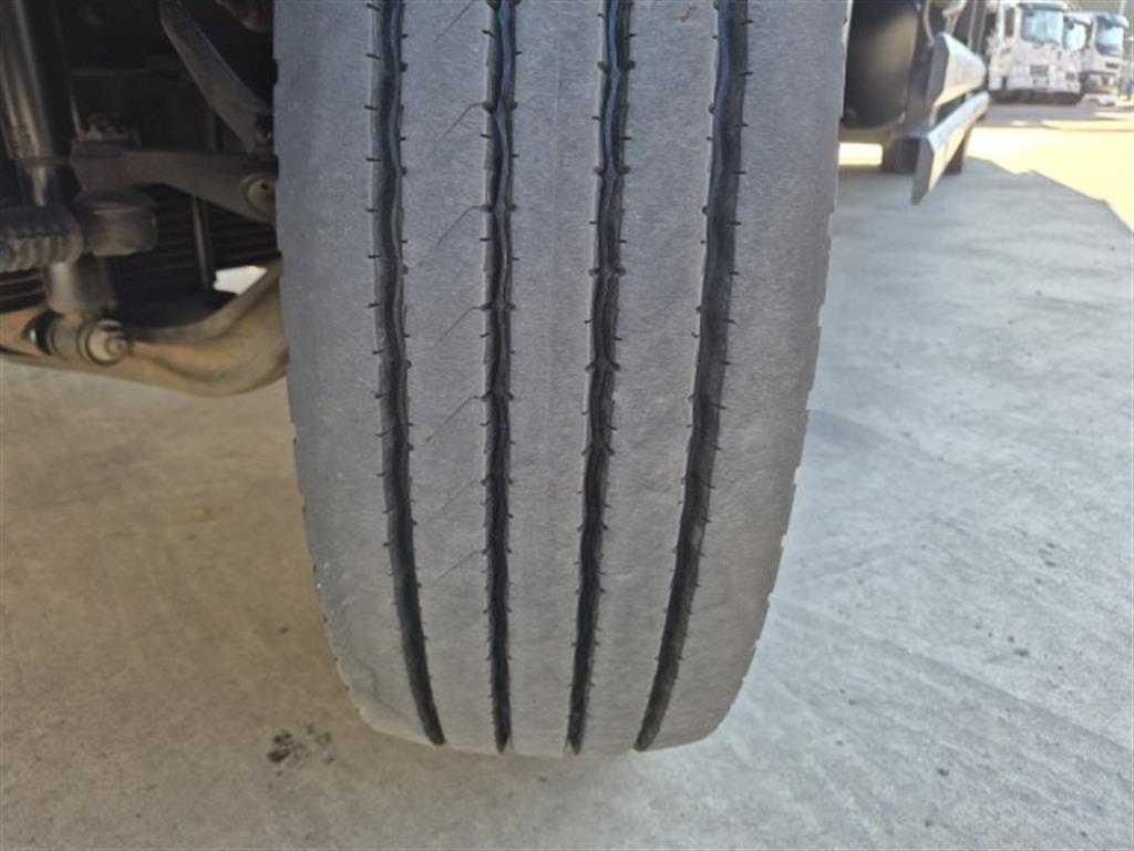 현대 메가트럭 카고 4.5톤 수동 7