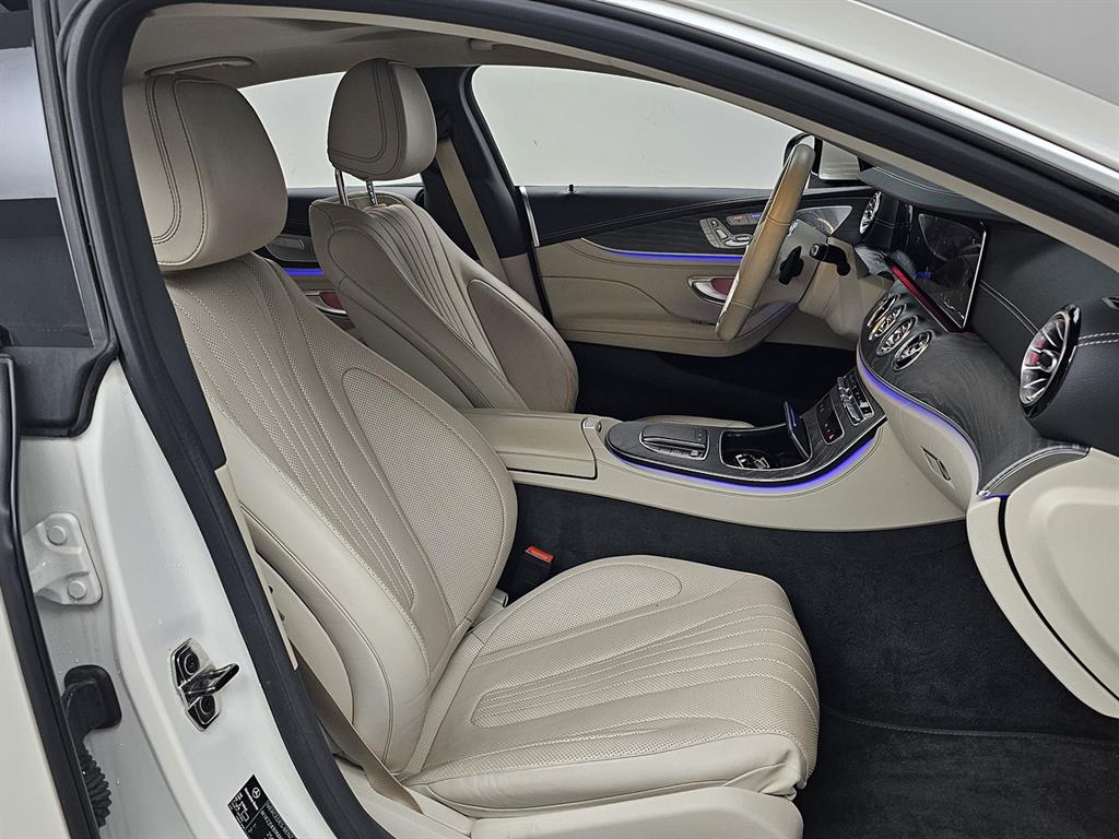 Mercedes-Benz CLS-Class CLS450 4MATIC AMG Line 9