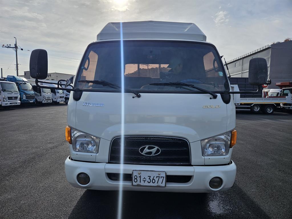 현대 이마이티 3.5톤 카고 슈퍼캡 1