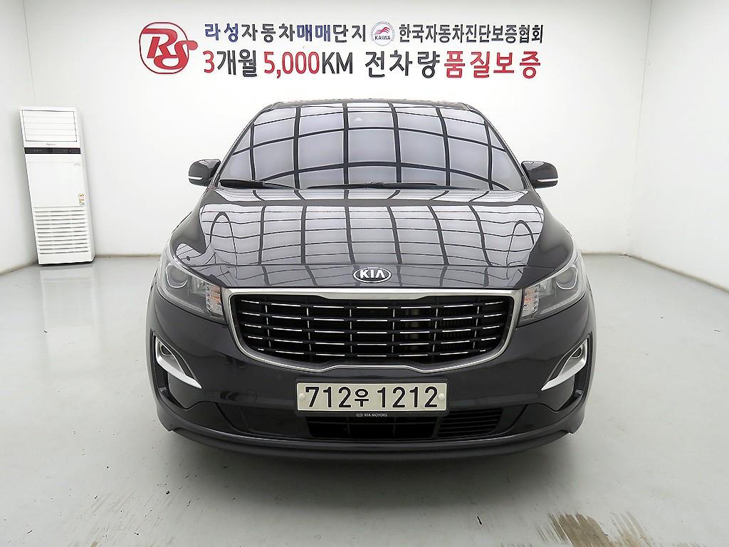 Kia Carnival Diesel Prestige