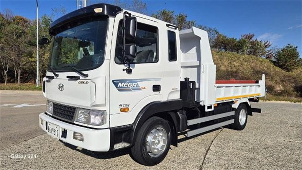 현대 메가트럭 화물덤프 5톤 2