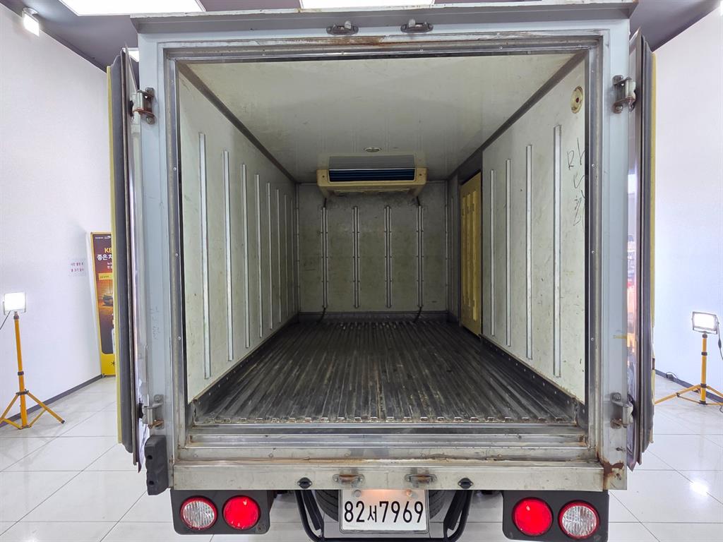 기아 봉고3 1톤 냉동탑 4