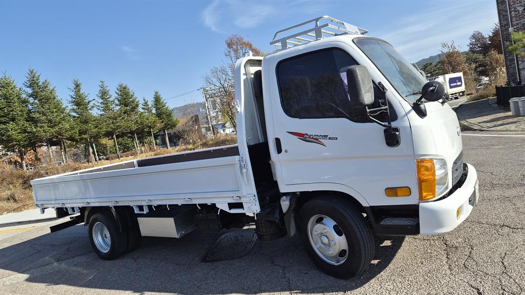 현대 마이티큐티 2.5톤 카고 2