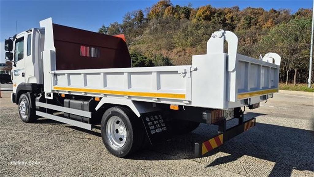 현대 메가트럭 화물덤프 5톤 4