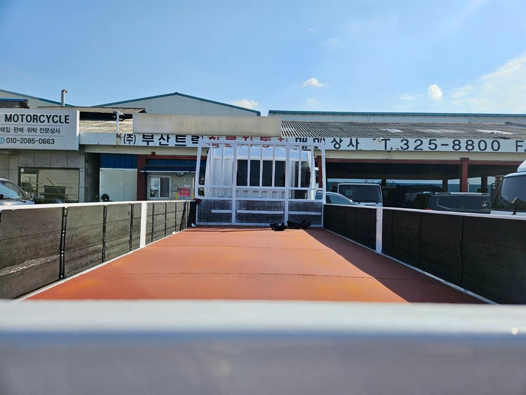 현대 메가트럭 250 단바리 카고 4.5톤 수동 4