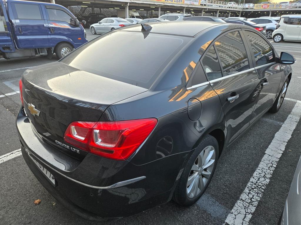 Chevrolet Cruze 1.8 LTZ 5