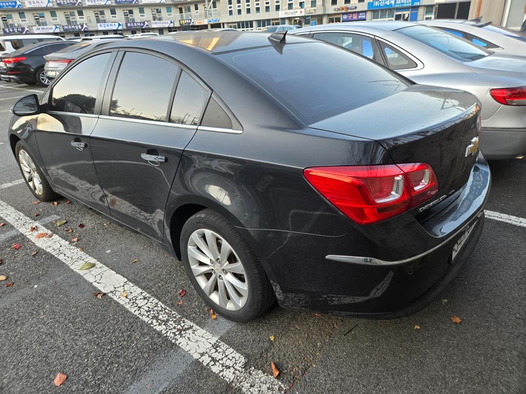 Chevrolet Cruze 1.8 LTZ 6