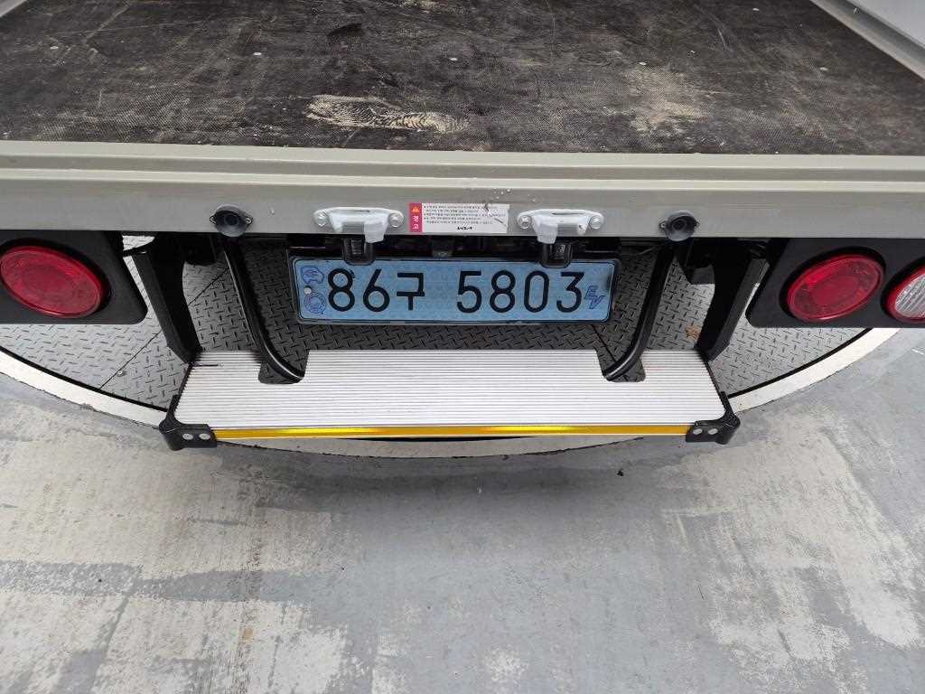 기아 봉고3 1톤 저상탑 전기 15